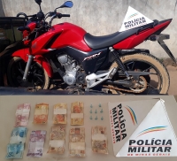 Polícia Militar prende suspeito por tráfico de drogas e motocicleta clonada na zona rural de Itamarandiba